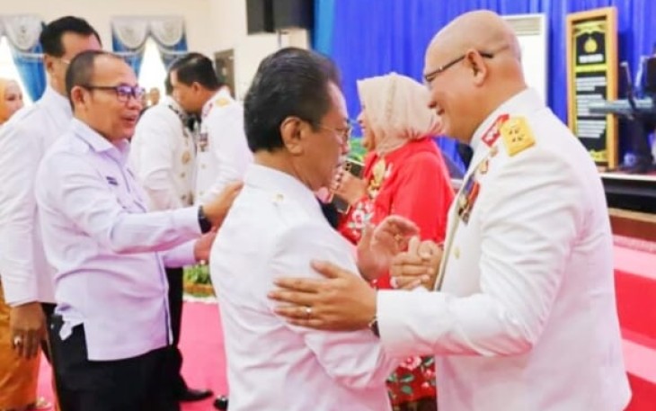 Ketua DPRD Kepri Jumaga Nadeak saat menghadiri acara Pelepasan Pejabat Lama Wakapolda Kepri, Inspektur Jenderal Polisi Drs. Rudi Pranoto di Gedung Lancang Kuning Mapolda Kepulauan Riau, Senin (10/10/2022).