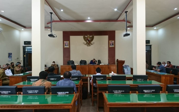 Situasi audensi Komisi II DPRD Kabupaten Trenggalek bersama warga