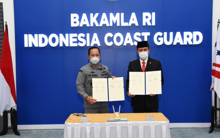 Penandatanganan Nota Kesepahaman antara Bakamla RI dan BNPT RI dalam rangka mewujudkan sinergisitas pencegahan tindak pidana terorisme. Kegiatan berlangsung di Aula 2 Markas Besar Bakamla RI, Jakarta Pusat, kemarin.