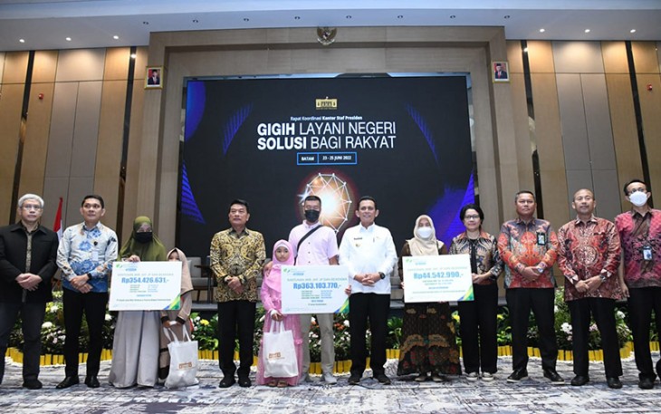 Penanadatanganan MoU tentang Penyederhanaan Prosedur Penyaluran BBM Bersubsidi Untuk Nelayan di Hotel Marriott Kota Batam Provinsi Kepri, Jum'at (24/6). 