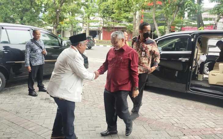 Presiden PKS saaat Silahturahim ke Tokoh di Jatim