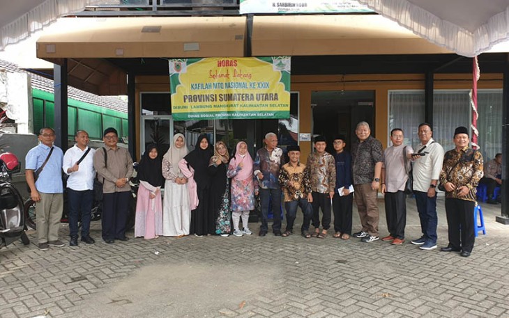 Kadis Kominfo Kabupaten Asahan Syamsuddin, SH, MM saat ikut mendampingi Bupati Asahan sebagai peninjau pada MTQ Nasional XXIX Tahun 2022 di Kalimantan Selatan, Jum'at (14/10/2022).