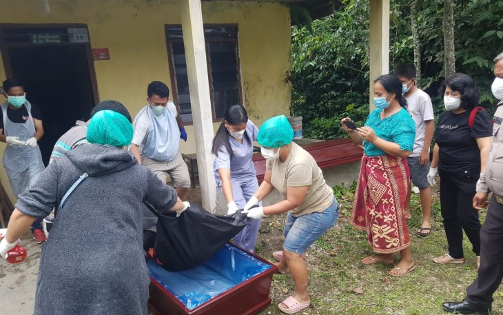 Polsek Parapat Evakuasi Temuan Pria Meninggal di Girsang Sipangan Bolon