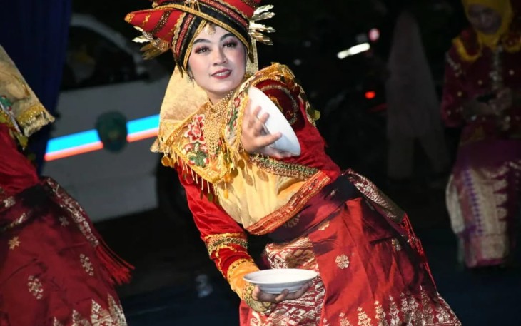 Pentas Seni Meriahkan HUT Kota Bengkulu ke-304