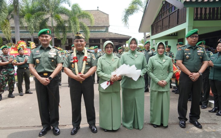 Pisah sambut Danrem 064/MY dari Brigjen TNI Tatang Subarna kepada Kolonel Inf Fierman Sjafirial Agustus, Sabtu (9/12/2023)
