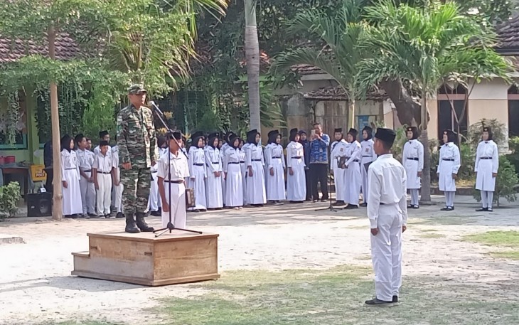 Batituud Koramil Sluke Menjadi Pembina Upacara Hari Pahlawan