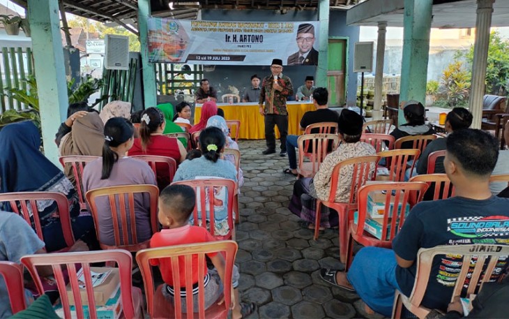 Anggota DPRD Jawa Timur dapil Jember -Lumajang, Artono saat serap aspirasi di Kecamatan Sumberjambe, Jember, Senin 17 Juli 2023.