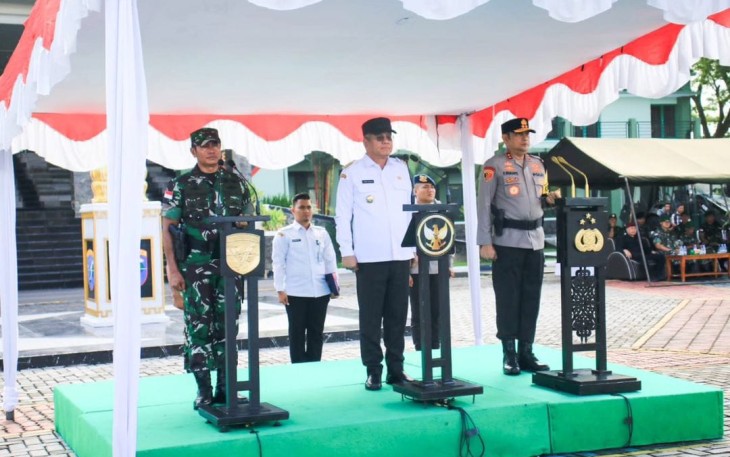Danrem 121/ABW Hadiri Apel Gelar Pasukan Kesiapsiagaan Penaggulangan Bencana Alam Banjir 