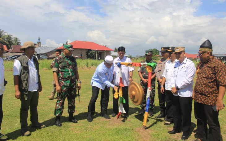 Bupati Pasaman Barat Hamsuardi Apresiasi Karya Bakti Satkowil Kodim 0305/Pasaman 