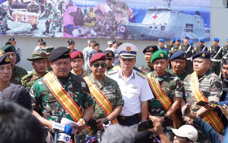 Wakasad saat Dampingi Panglima TNI Tinjau Latihan ASEX-01 