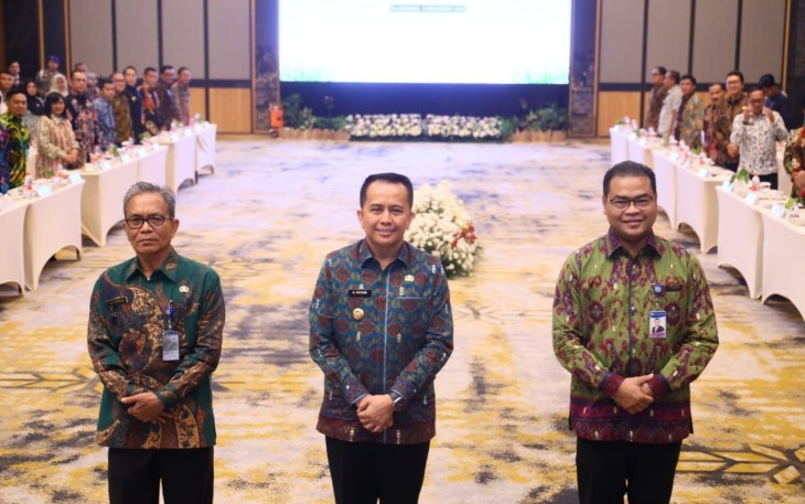 Rapat Koordinasi (Rakor) High Level Meeting (HLM) Tim Pengendalian Inflasi Daerah (TPID) dan Capacity TPID se Sumsel, bertempat di Ballroom Hotel Santika Premiere, Kamis (9/11/2023).