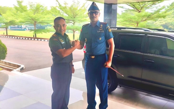 Komandan Lanudal Jakarta Cortesy Call Komandan Puspenerbad