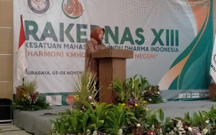 Kadisminpers Lantamal V Hadiri Rakernas XIII Kesatuan Mahasiswa Hindu Dharma Indonesia