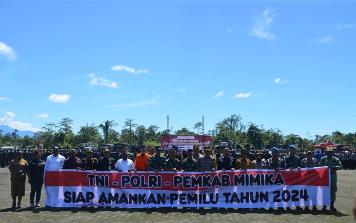 Hadapi Pesta Demokrasi Agar Berjalan Dengan Lancar Dan Sukses, Kodim 1710/Mimika Ikuti Apel Gelar Pasukan Kesiapan Pengamanan Pemilu 2024
