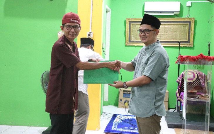 BKDI BP Batam saat Serahkan Bantuan ke Masjid At-Taqwa Rusunawa Sekupang