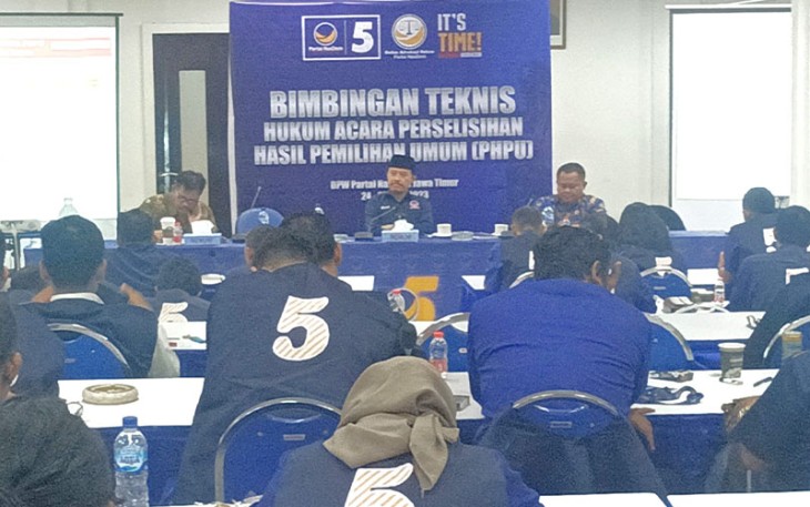 DPW Partai NasDem Jatim saat Gelar Bimtek Hukum Acara Perselisihan Hasil Pemilihan Umum (PHPU) dengan melibatkan para advocat yang juga kader partai NasDem perwakilan dari 38 DPD Partai NasDem Kabupaten/Kota di Jatim di Kantor DPW Partai NasDem Jatim, Sabtu (24/6/2023).