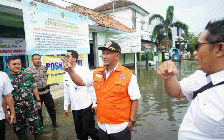 Pj Bupati Pati Tinjau Banjir di Juwana 