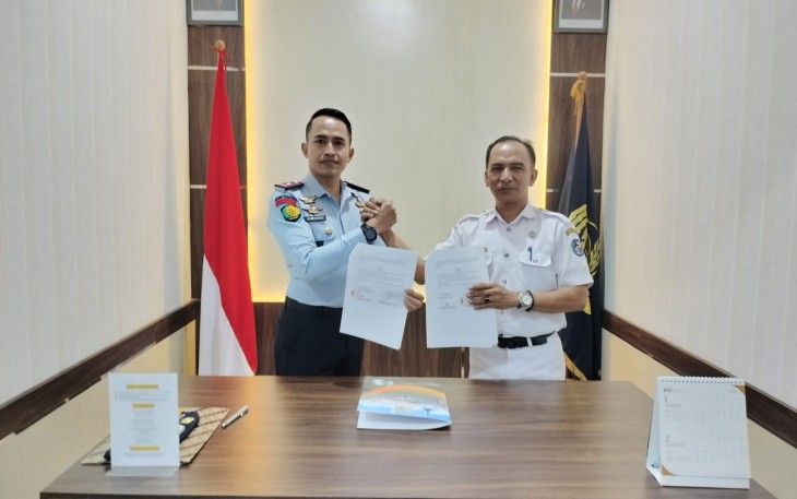 Suasana di ruangan  kerja Kalapas Kelas III Suliki.