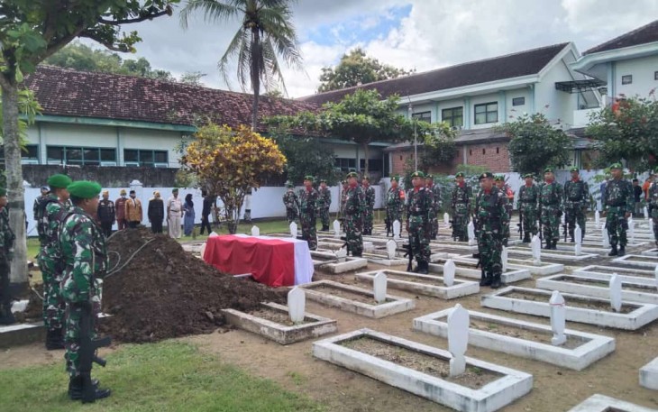 Pemakaman militer veteran RI