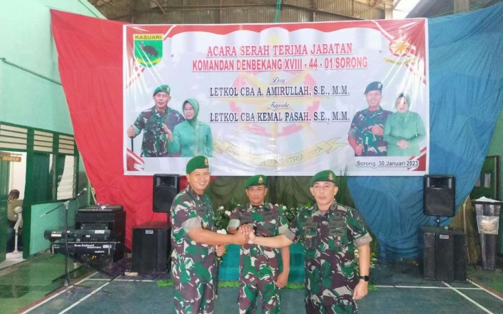 Foto bersama Dandenbekang Sorong 