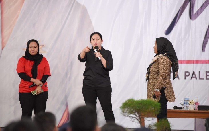 Puan Maharani saat berdialog dengan petani di Sumatera Selatan 