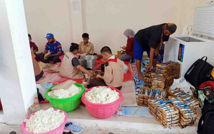 Pramuka turut peduli warga terdampak banjir
