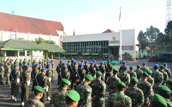Upacara Bendera 17-An di halaman Makorem 073/Mkt