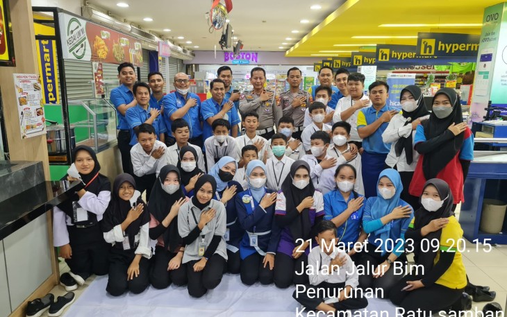 Sat Lantas Polresta Bengkulu Gelar Sosialisasi Tertib Berlalu Lintas di Hypermart