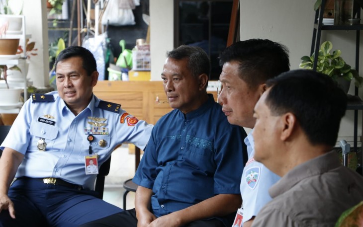 Silaturahmi Dankoharmatau ke Kolonel (Purn) M. Ghofar Sidiq dan Kolonel (Purn) Arif Joko S