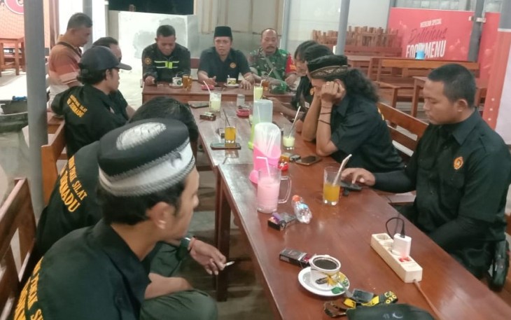 Jalin komunikasi dengan perguruan silat wilayah desa binaan 