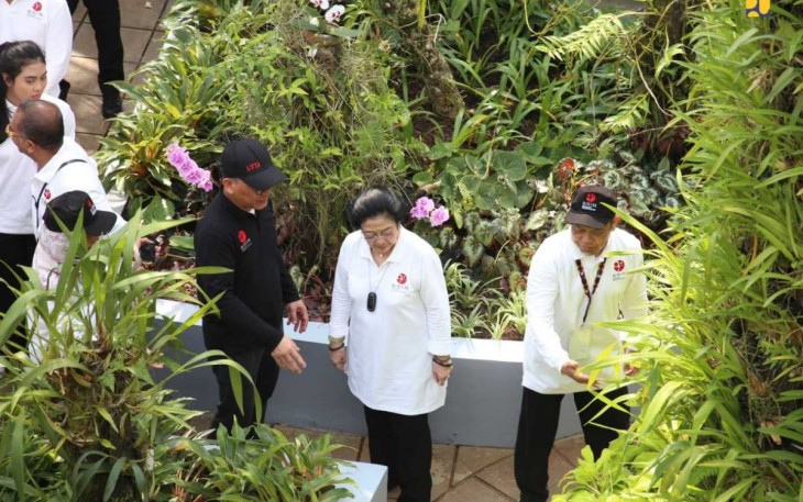 Megawati Soekarnoputri resmikan kawasan Taman Anggrek Kebun Raya Bogor, Rabu (17/5)