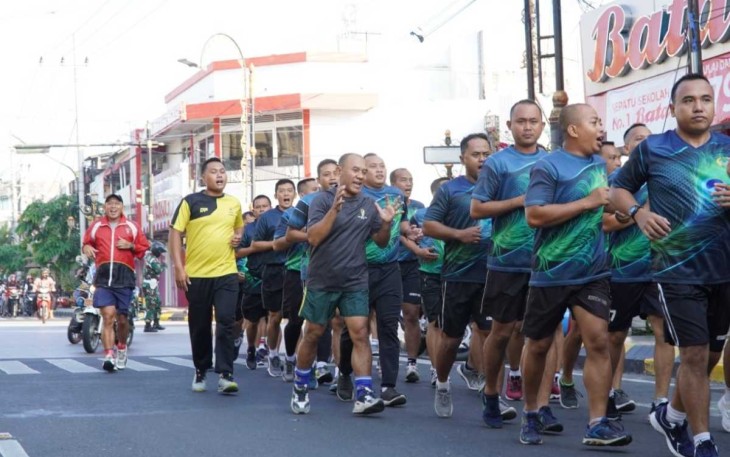 Lari pagi prajurit Korem 081/DSJ, Selasa (4/7)