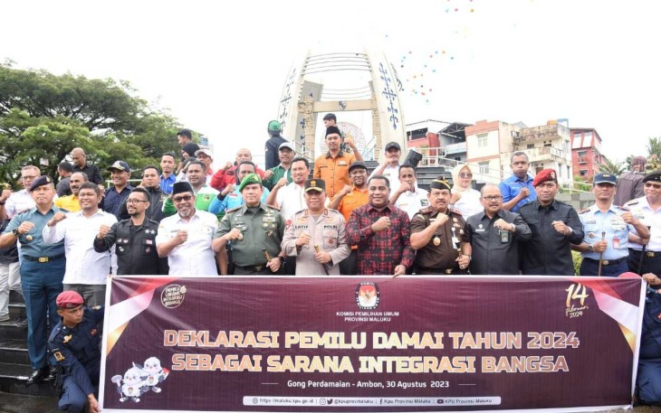 Pangdam XVI/Pattimura Mayjen TNI Syafrial saat deklarasi damai pemilu provinsi Maluku, Rabu (30/8)