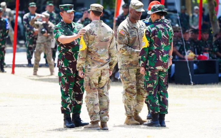 Panglima TNI Laksamana Yudo Margono saat membuka Latma Super Garuda Shield 2023 di Situbondo, Kamis (31/8)