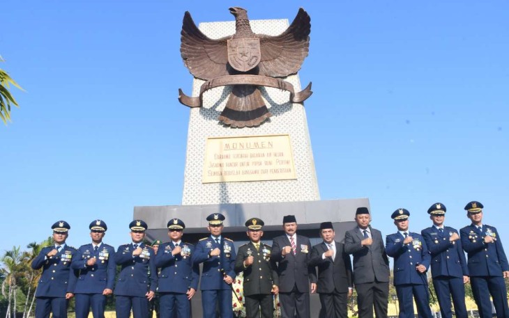 Ziarah dan tabur bunga di TMP Kota Madiun, Rabu (4/10)