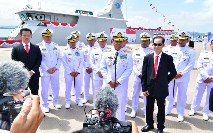 Kasal Laksamana TNI Muhammad Ali saat memberikan keterangan pers di Batam, Rabu (20/12)