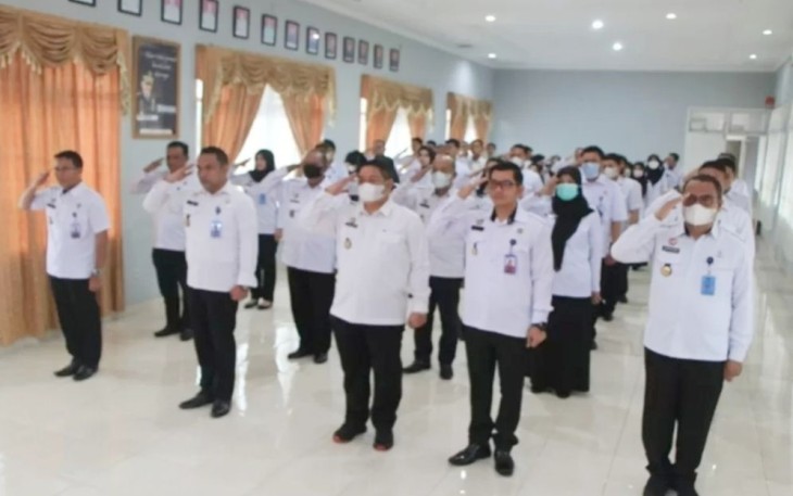 Jajaran Lapas Kelas I Makassar saat mengikuti apel awal tahun 2023 Kemenkumham RI secara virtual, Rabu (4/1)