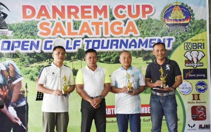 Juara Turnamen Golf Danrem Cup Salatiga
