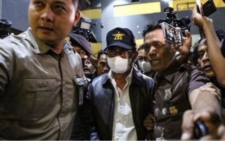 Syahrul Yasin Limpo saat di tangkap KPK di sebuah apartemen di daerah Kebayoran Baru Jakarta Selatan, Kamis (12/10) malam