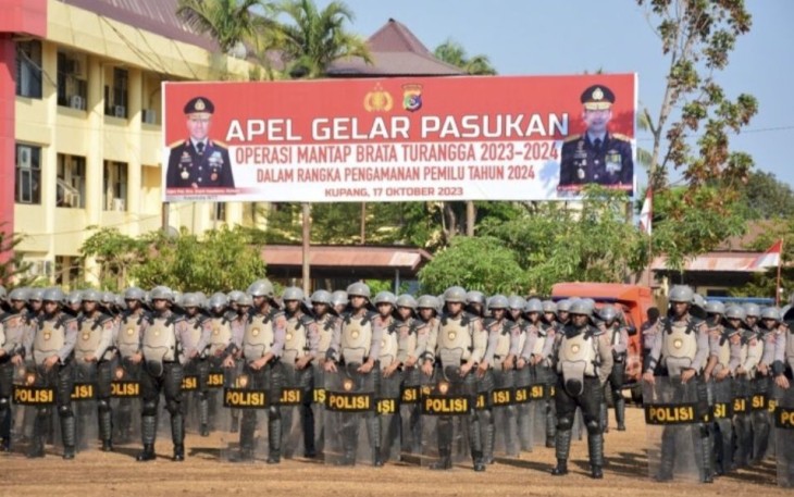 Apel Gelar Pasukan Operasi Mantap Brata Polda NTT, Selasa (17/10)