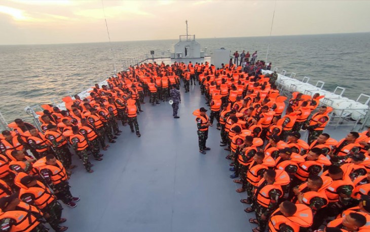 KRI Teluk Calang-524