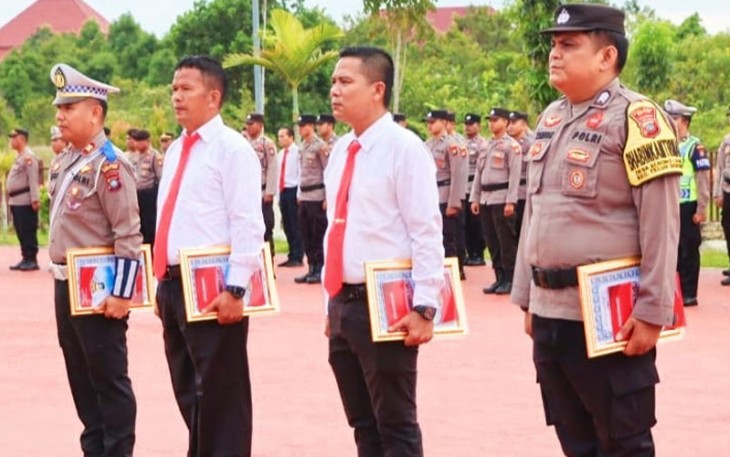 Personel Berprestasi