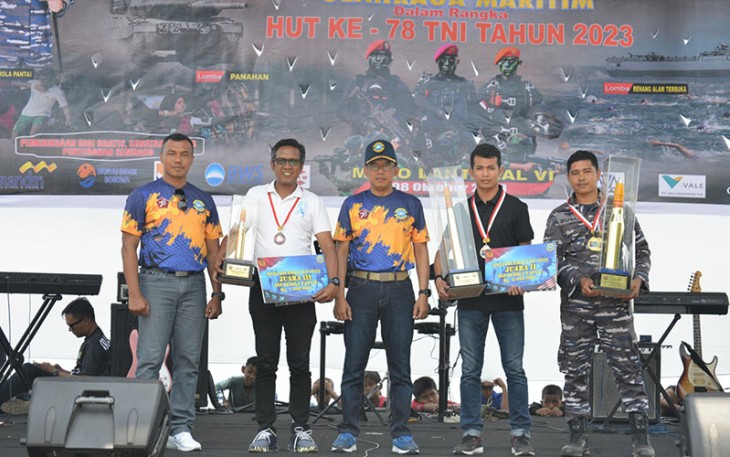 Foto Bersama usai acara