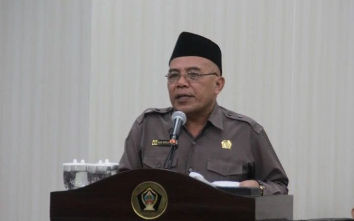 Juru Bicara Fraksi PDIP DPRD Kabupaten Blitar Saat Sampaikan Pandangan Umum Fraksinya di Rapat Paripurna, Senin (20/03/2023).