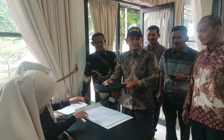 Ketua APDESI Aceh Timur saat Ikut Dampingi Puluhan Keuchik Ikut Sosialisasi