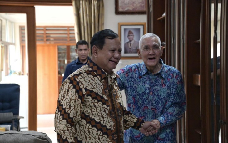 Menhan Prabowo Lebaran ke Para Sesepuh TNI