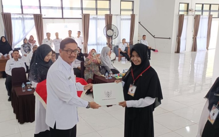 Boy Wijanarko Varianto saat Resmi Tutup Pelatihan Dasar CPNS Golongan II Angkatan II di Kabupaten Natuna.