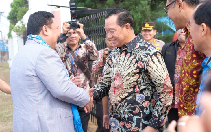 Kapolda Bengkulu Sambut Kedatangan Kepala BNN RI di Bandara Fatmawati Soekarno