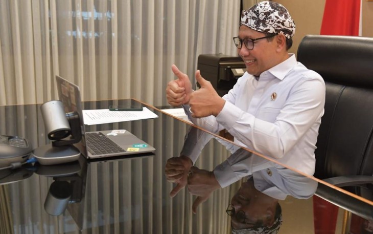 Mendes PDTT Abdul Halim Iskandar saat Live Instragram dengan Ahli Gizi Masyarakat Dr Tan Shot Yen, Rabu (21/6/20203).