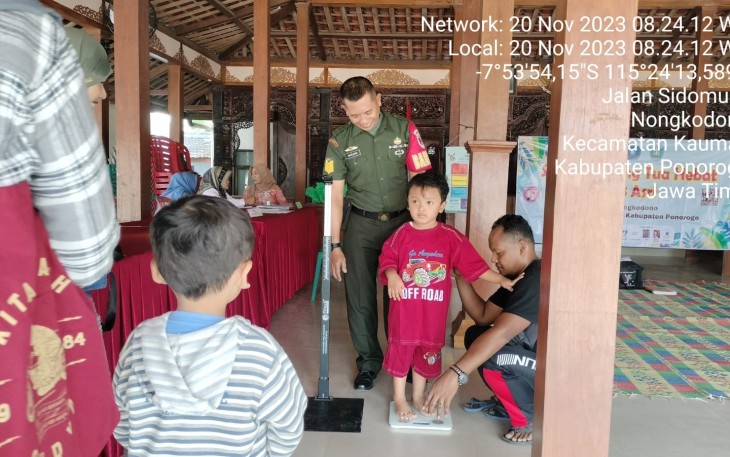 Babinsa Kodim 0802/Ponorogo Pendampingan Posyandu Balita